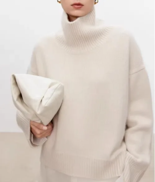 Eliana - Sweater With Turtleneck