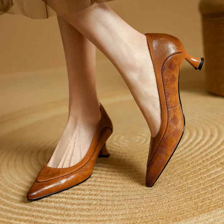 Fiona - Elegant Pumps