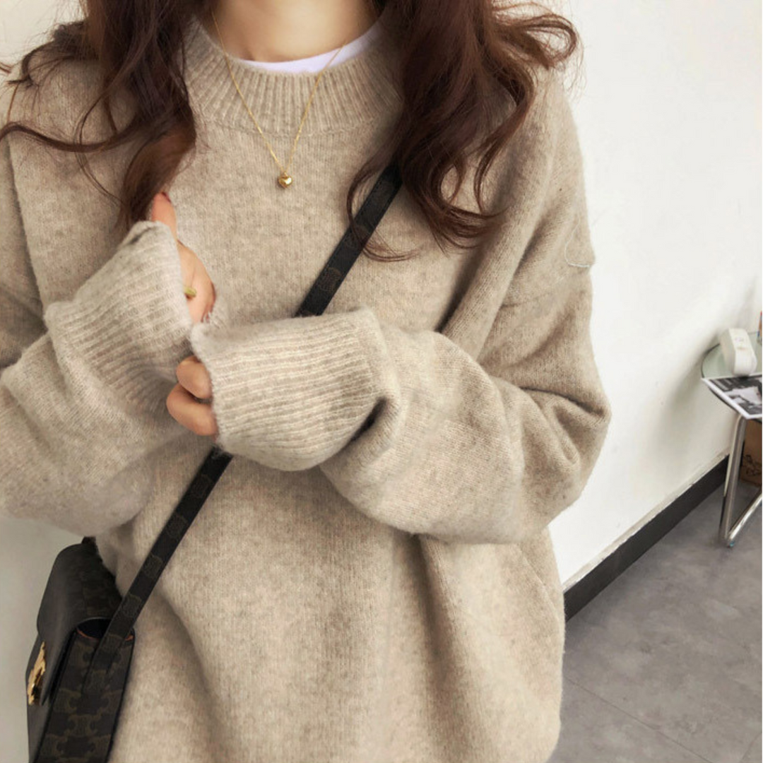 Miola | Casual Round Neck Sweater with Relaxed One Size Cut for Women