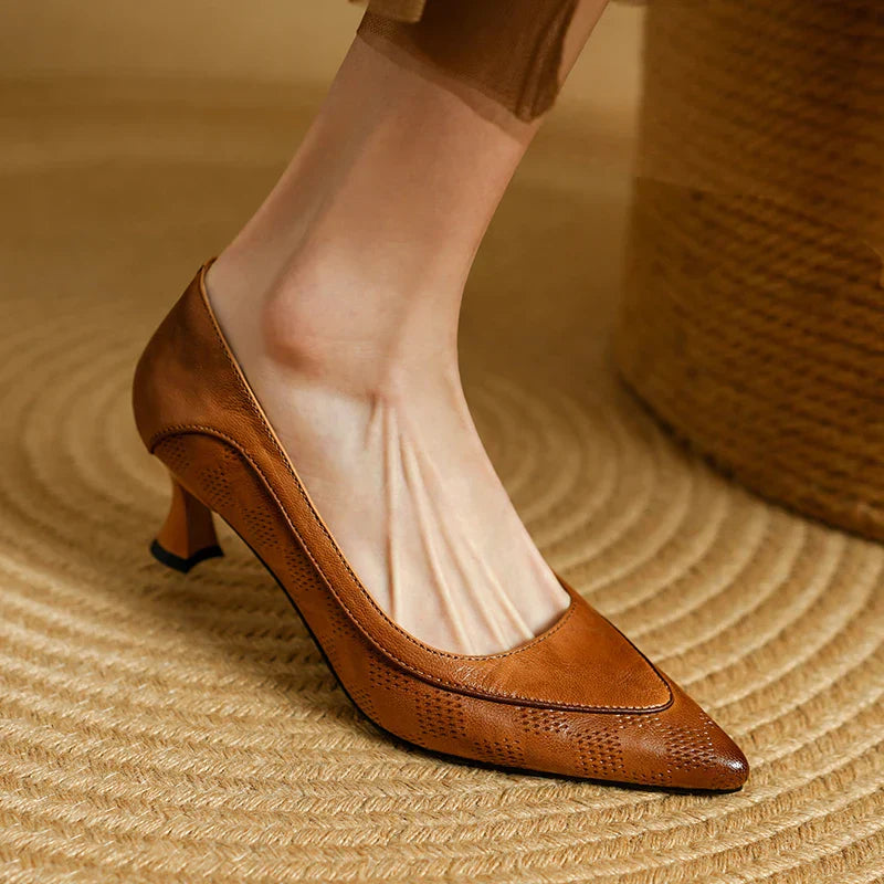 Fiona - Elegant Pumps