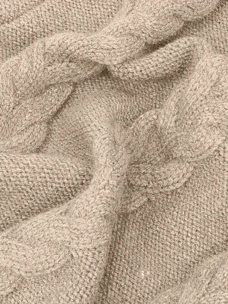 Valéria | Long Winter Cable-Knit Sweater