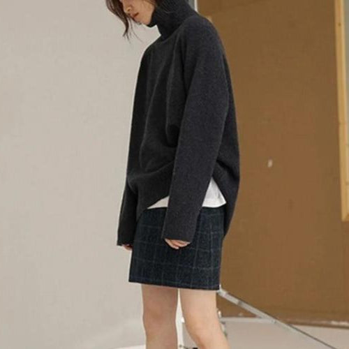 Mira - Turtleneck Sweater
