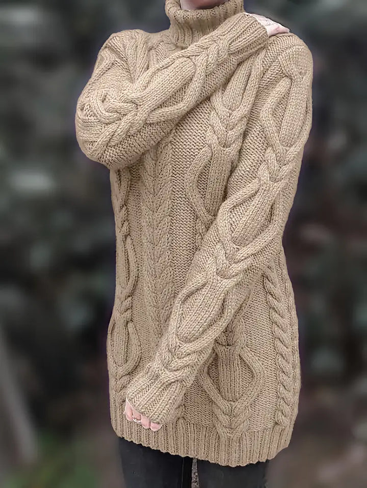 Valéria | Long Winter Cable-Knit Sweater
