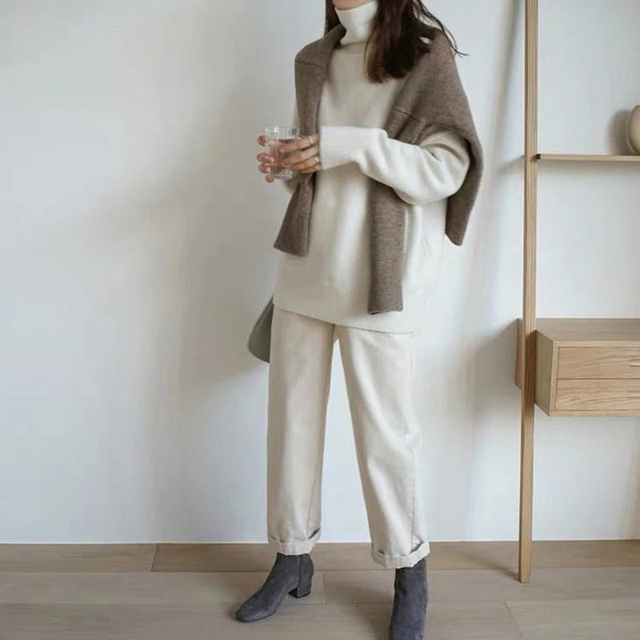 Mira - Turtleneck Sweater