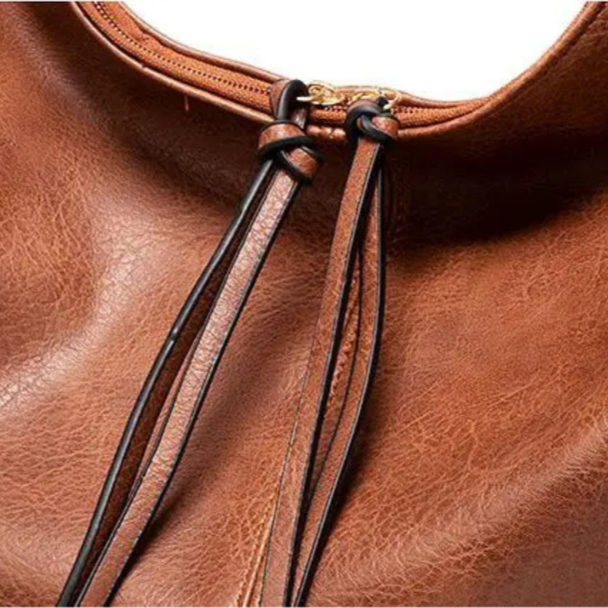Minerva Classic Shoulder Bag