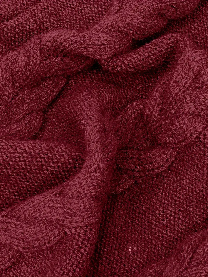 Valéria | Long Winter Cable-Knit Sweater