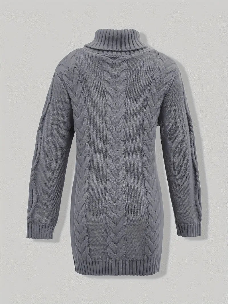 Valéria | Long Winter Cable-Knit Sweater