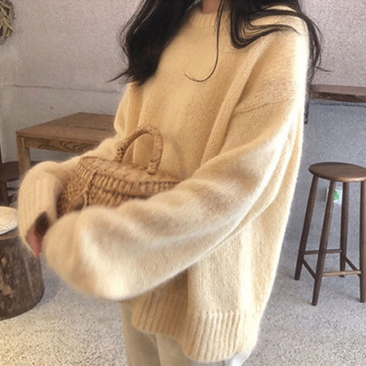 Miola | Casual Round Neck Sweater with Relaxed One Size Cut for Women