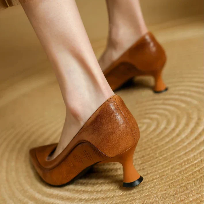 Fiona - Elegant Pumps
