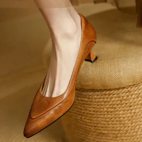 Fiona - Elegant Pumps