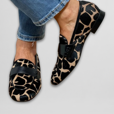 Fashion Loafers with Giraffe Print