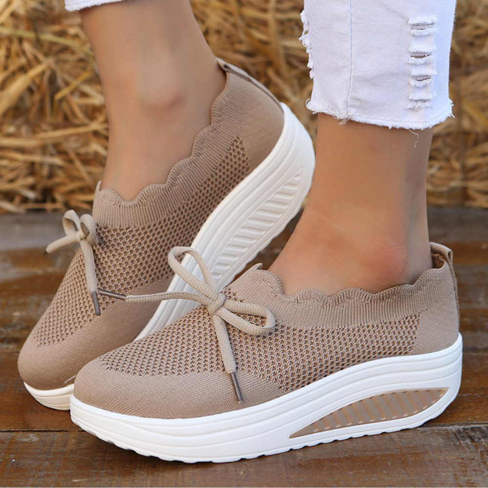Mara - Stylish Women&