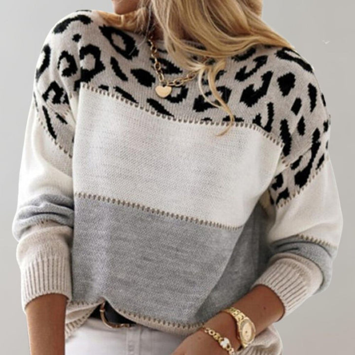Ophélie - Elegant Leopard Print Sweater