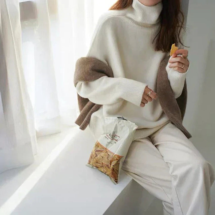 Mira - Turtleneck Sweater