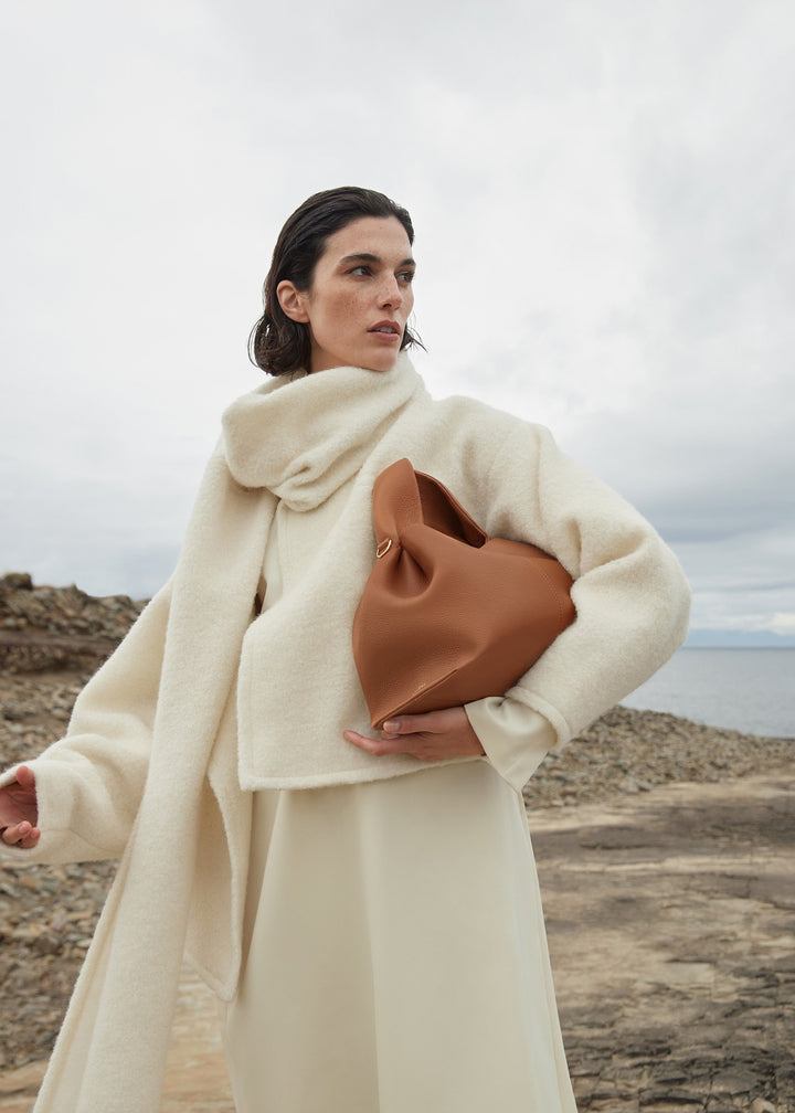 ALMA Tote – Large | Camel