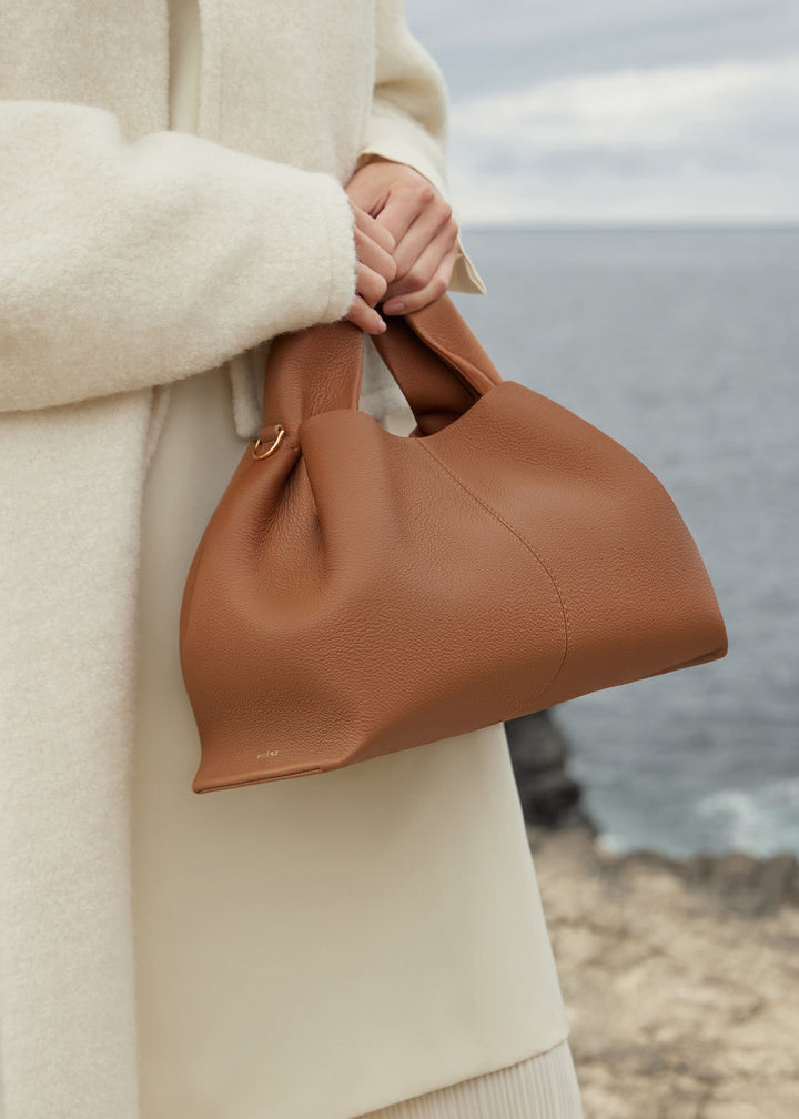 ALMA Tote – Large | Camel