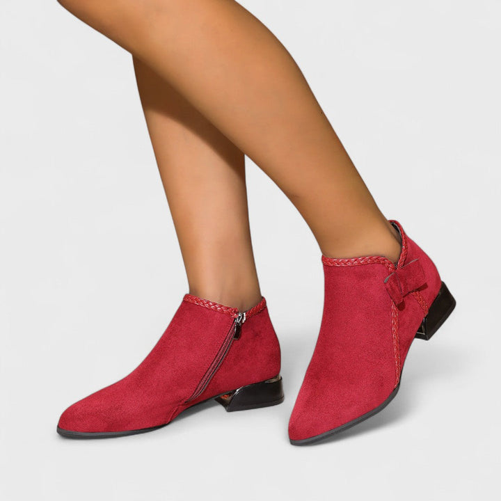 Modern Knit Boots for Everyday Style