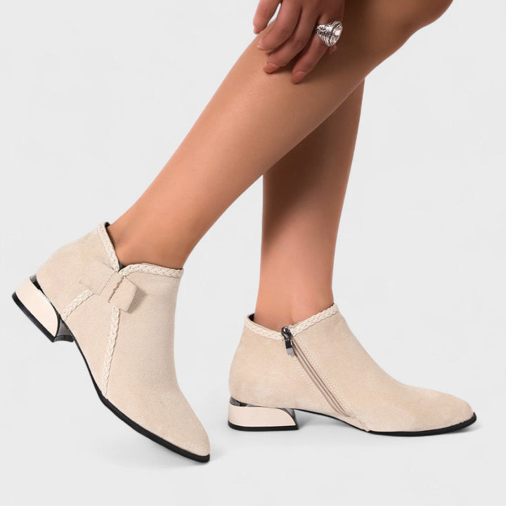 Modern Knit Boots for Everyday Style