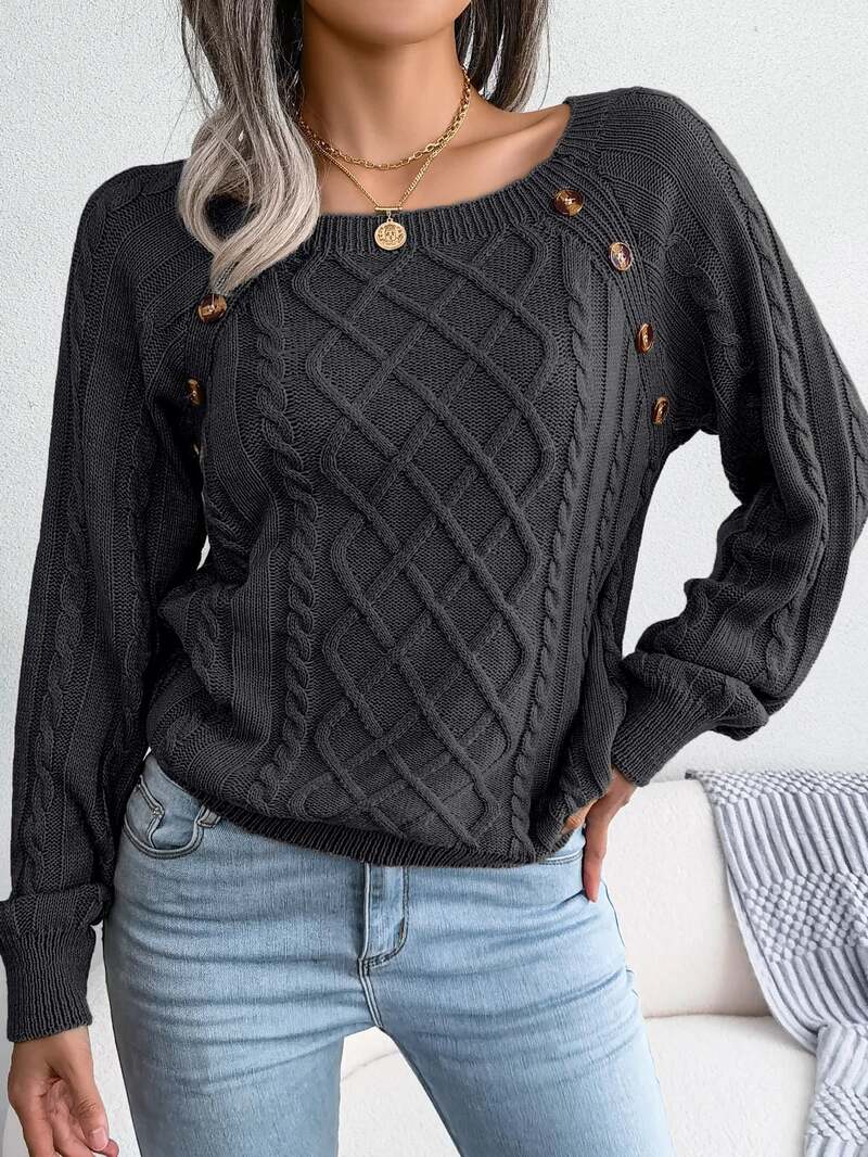 Léonie | Cable-Knit Sweater with Decorative Buttons