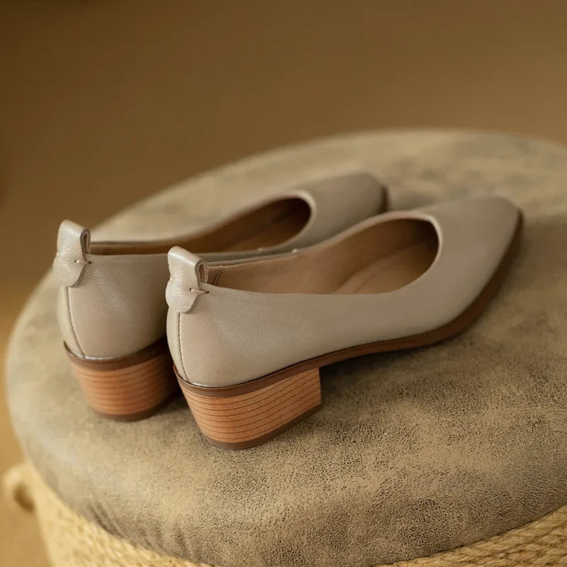 Helen - Classic Pumps