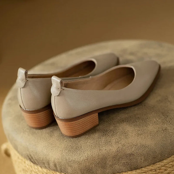 Helen - Classic Pumps