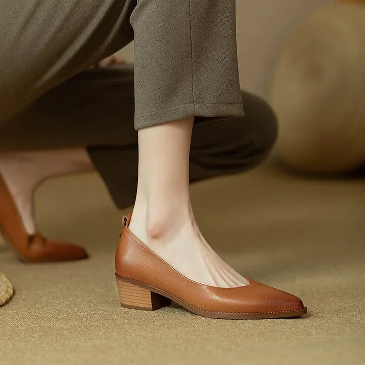 Helen - Classic Pumps