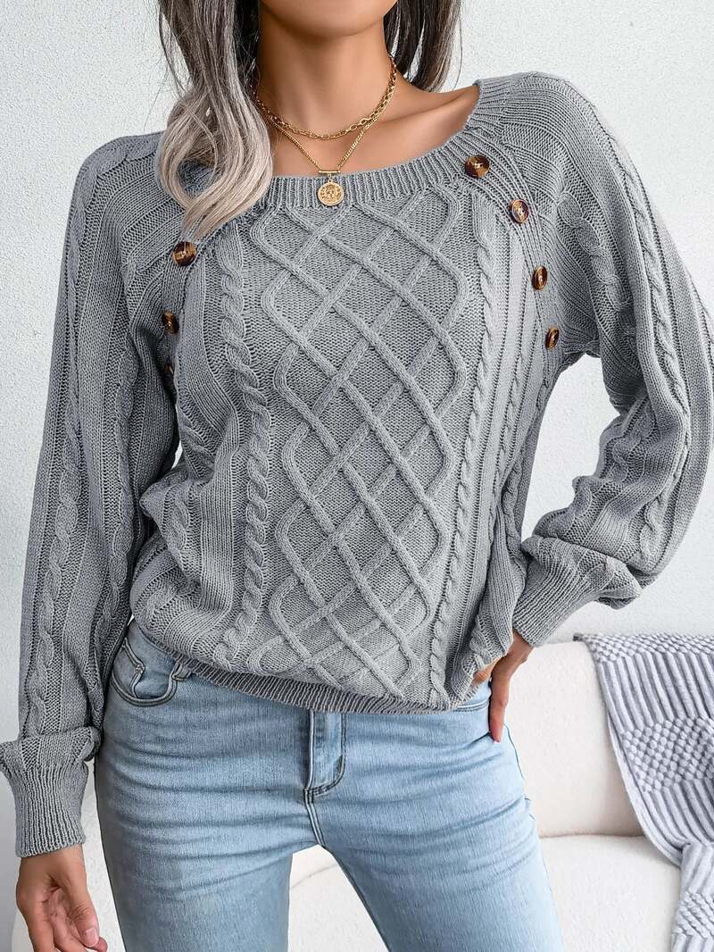 Léonie | Cable-Knit Sweater with Decorative Buttons
