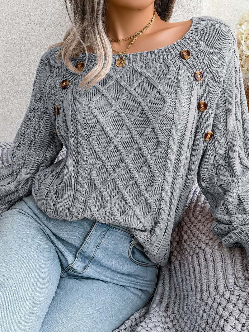 Léonie | Cable-Knit Sweater with Decorative Buttons