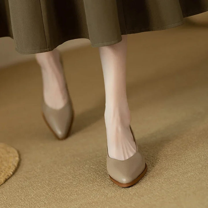 Helen - Classic Pumps