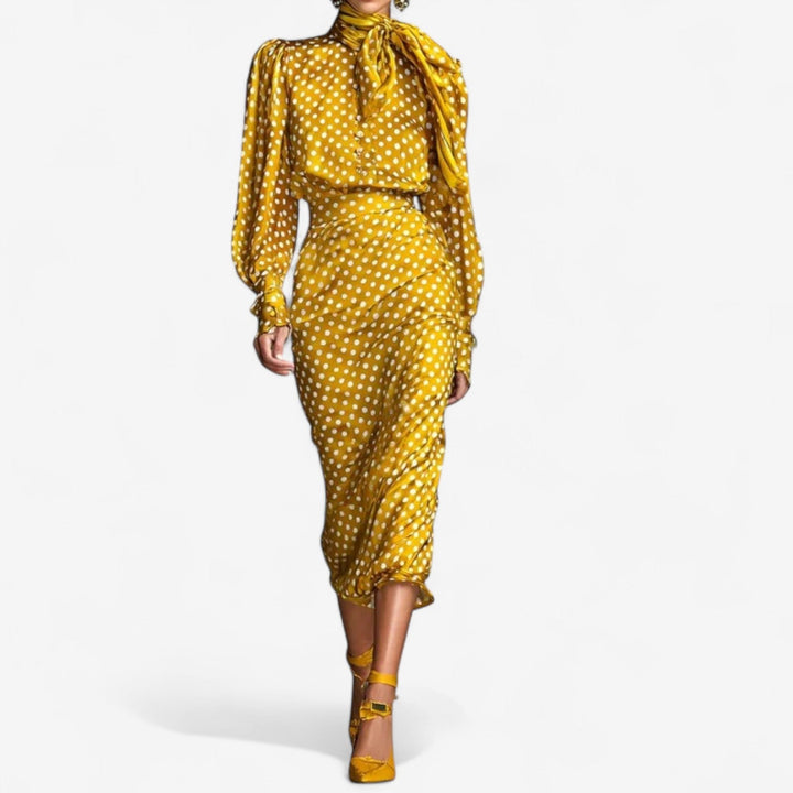Susan Two-Piece Gold Set