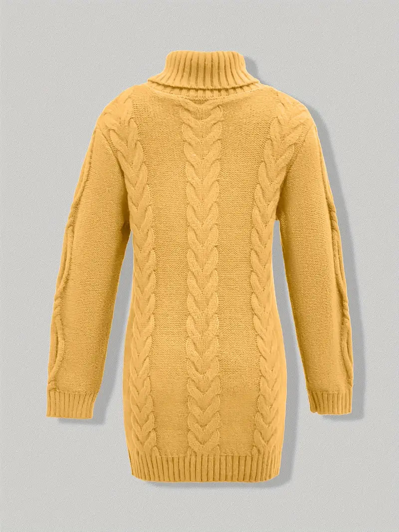Valéria | Long Winter Cable-Knit Sweater