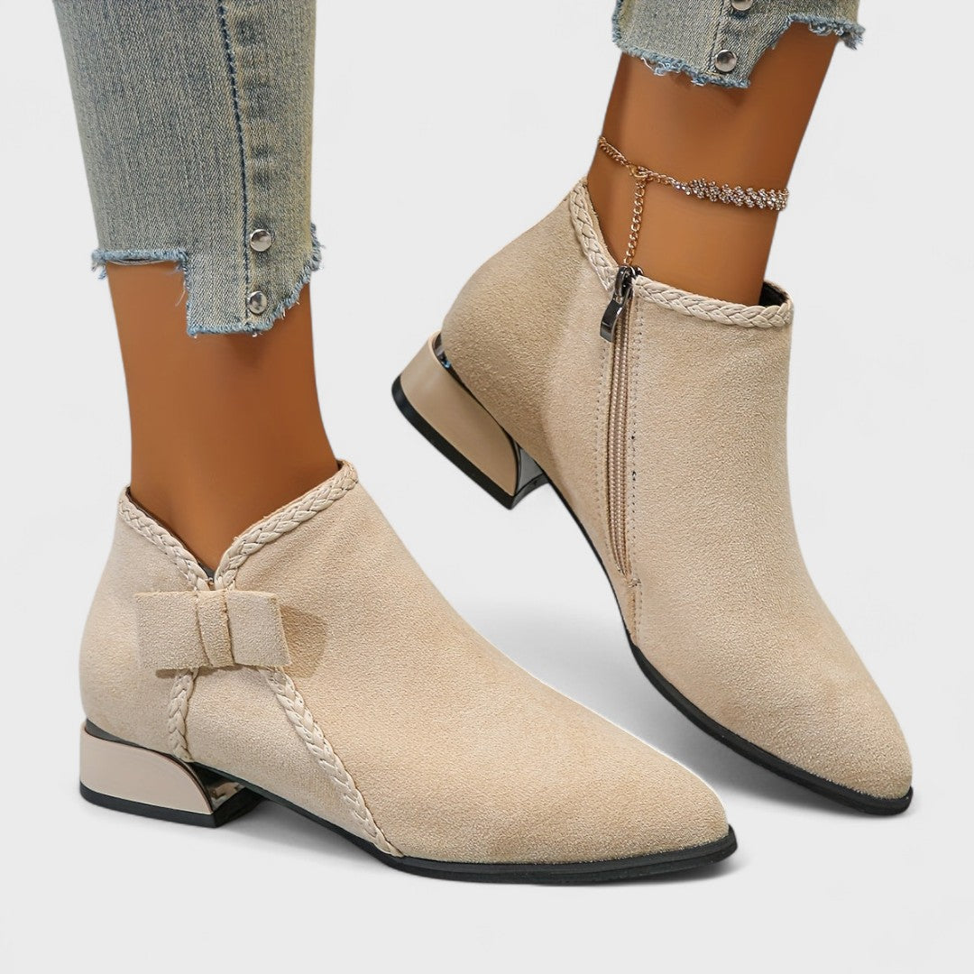 Modern Knit Boots for Everyday Style