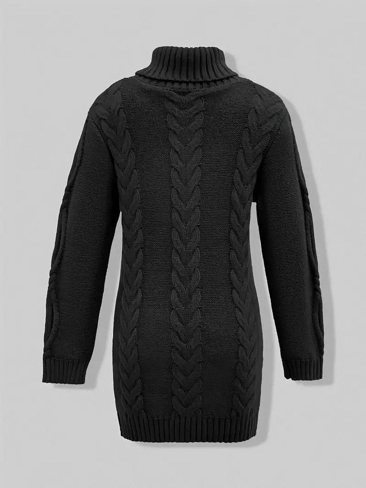 Valéria | Long Winter Cable-Knit Sweater