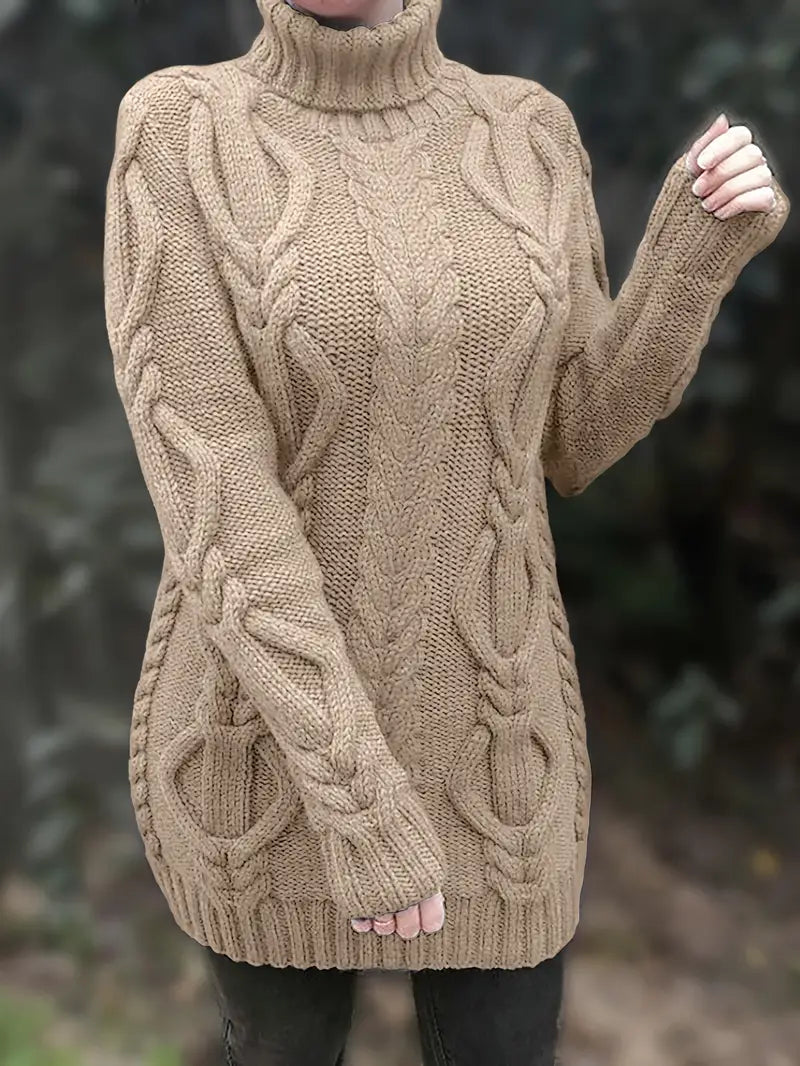 Valéria | Long Winter Cable-Knit Sweater