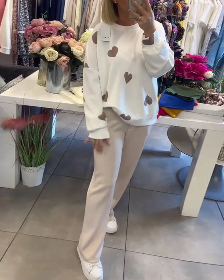 Anais - Sweater With Hearts