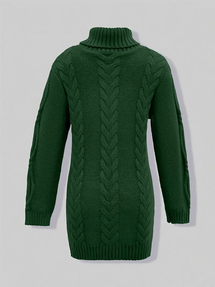 Valéria | Long Winter Cable-Knit Sweater