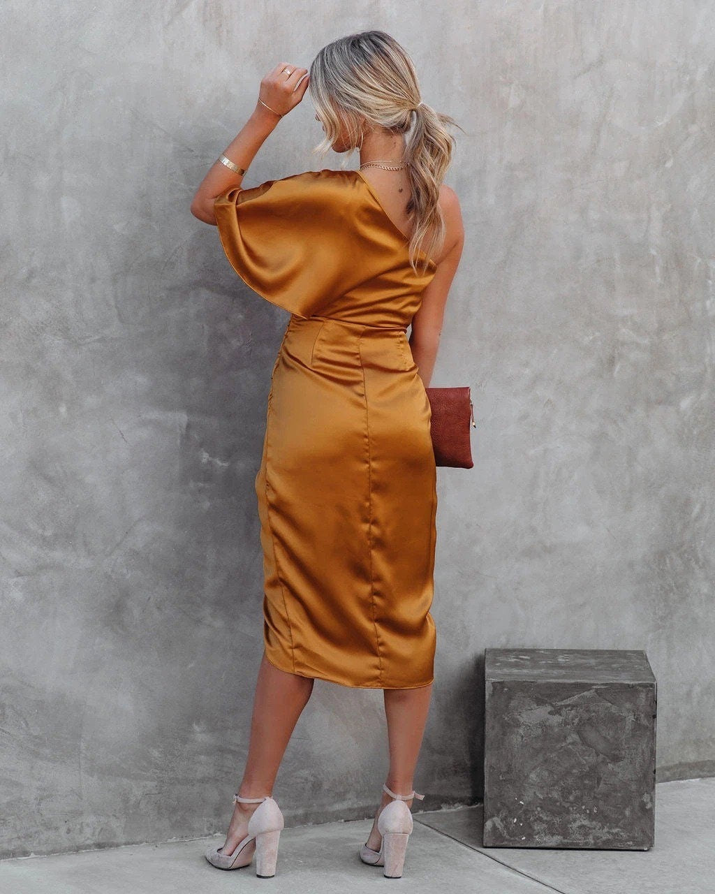 Kaelani - Chic Satin Dress
