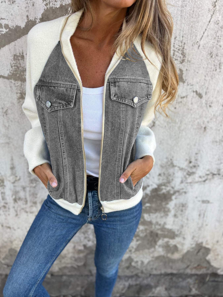 Zoe | Classic Denim Jacket with Relaxed Fit and Button Front for Women