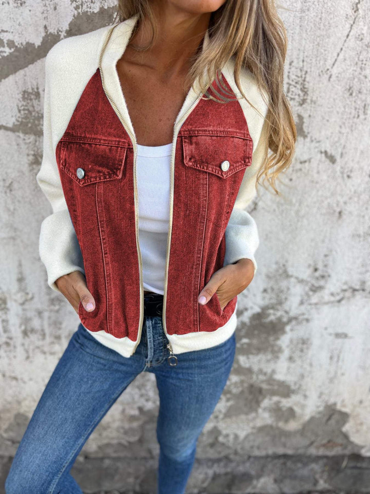 Zoe | Classic Denim Jacket with Relaxed Fit and Button Front for Women