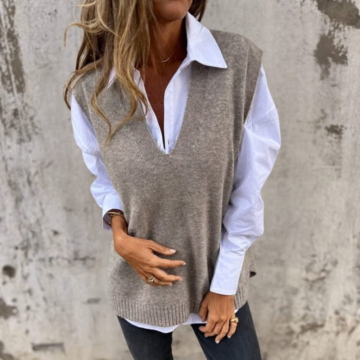 Sigrid | Oversized Ribbed Knit Vest with Deep V-Neck for Women