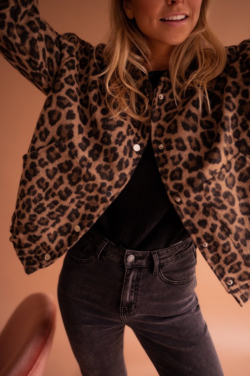 Evelyn | Leopard Print Quilted Jacket with Snap Button Front for Women